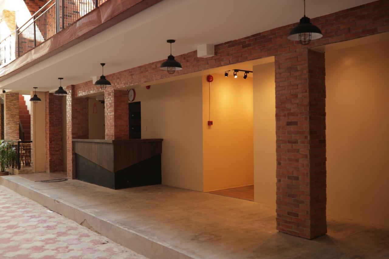 Balabag  Cerca Hotel מראה חיצוני תמונה