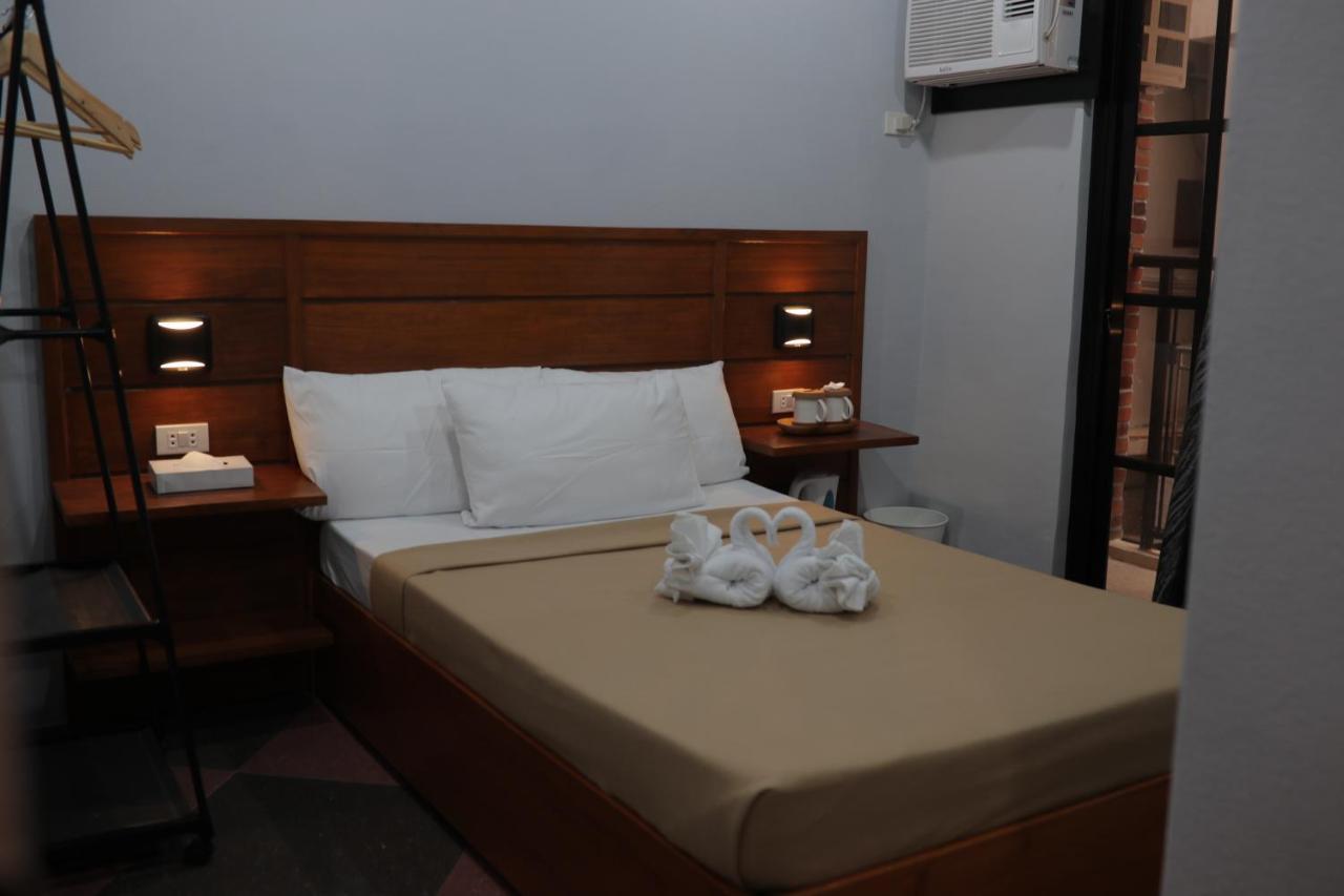 Balabag  Cerca Hotel מראה חיצוני תמונה