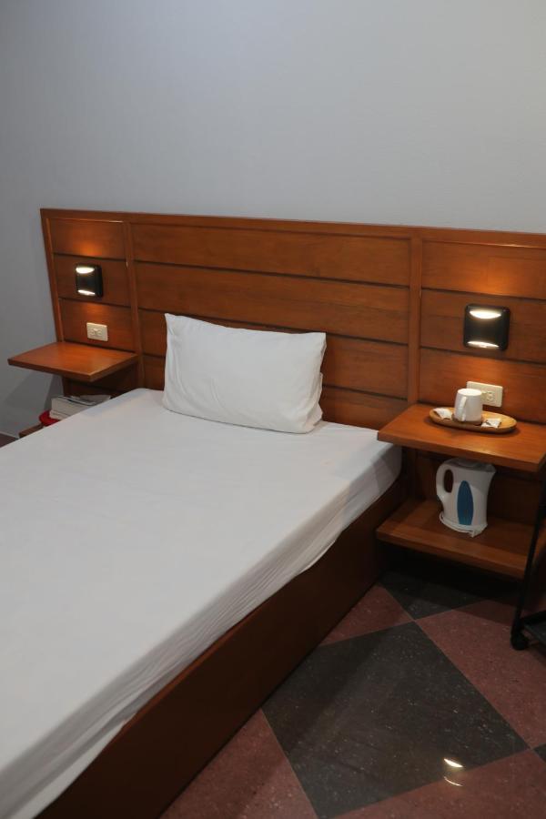 Balabag  Cerca Hotel מראה חיצוני תמונה
